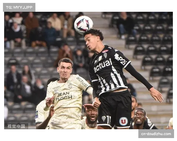 法甲特斯曼绝杀制胜 里昂主场1比0力克昂热成功迎来三连胜