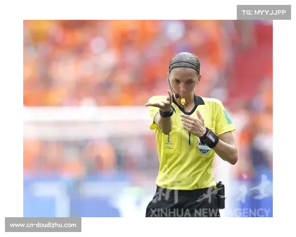 法甲裁判团队引入心理培训，应对赛场压力