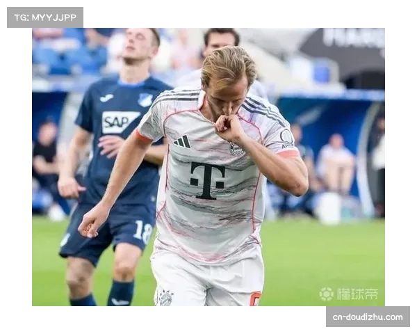 凯恩领跑欧冠射手榜，拜仁锋线保持高效