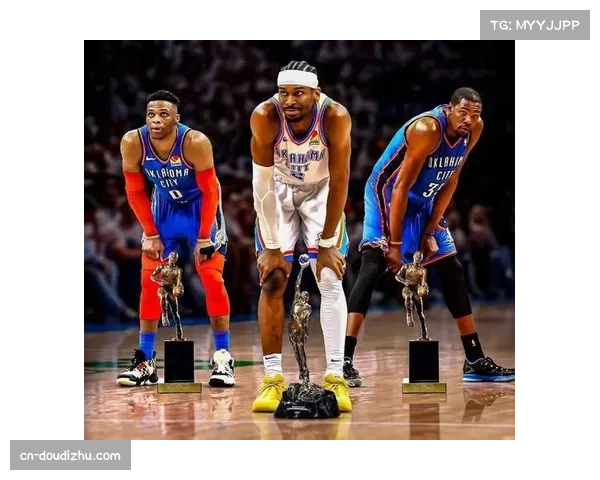 太阳三巨头战雷霆，杜兰特对决亚历山大