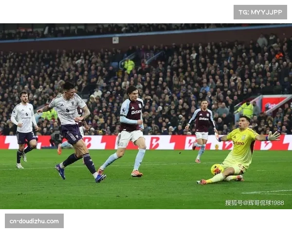 埃弗顿vs狼队：非洲杯减员影响阵容，保级战意成关键变量