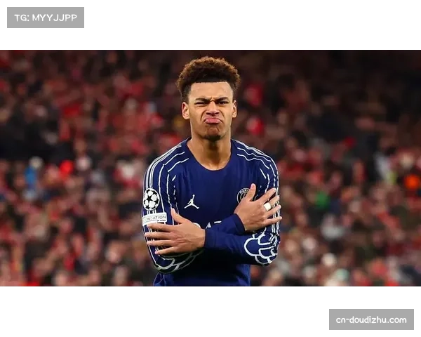 杜埃神奇替补:3分钟打入首球,导演巴黎客场逆转 杜埃神奇替补:3分钟打入首球,导演巴黎客场逆转