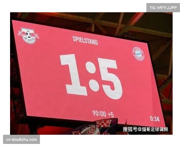 RB莱比锡确认,西马坎因脚踝伤势赛季报销 RB莱比锡确认,西马坎因脚踝伤势赛季报销